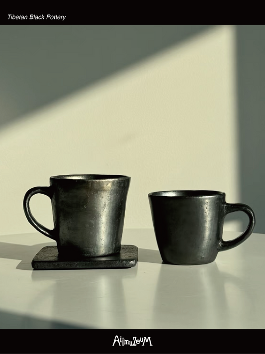 The Black Pottery Vessel