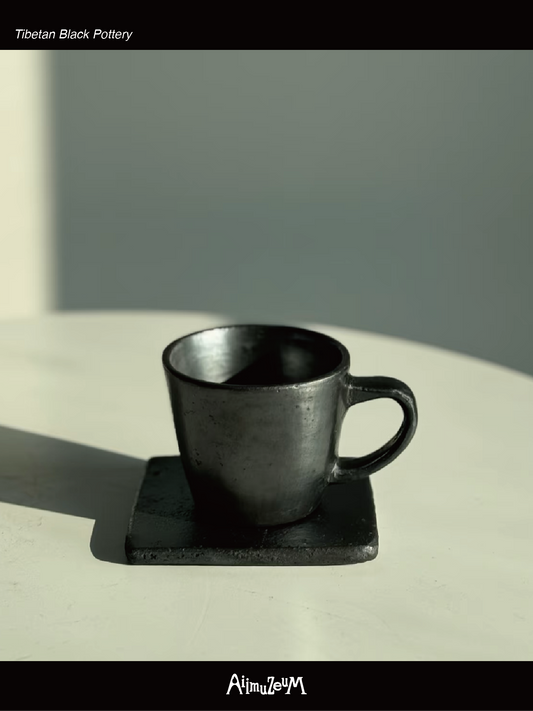 The Black Pottery Vessel