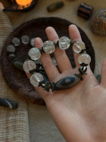 The Lucid Anchor（Raw Clear Quartz / Unbleached Linen）